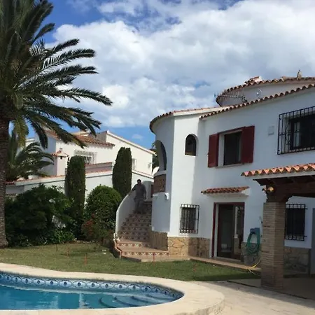 Les Maisons Bleues ヴィラ